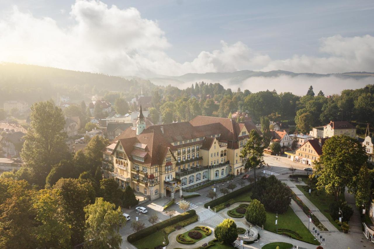 Polonia Hotel Kudowa-Zdrój Kültér fotó