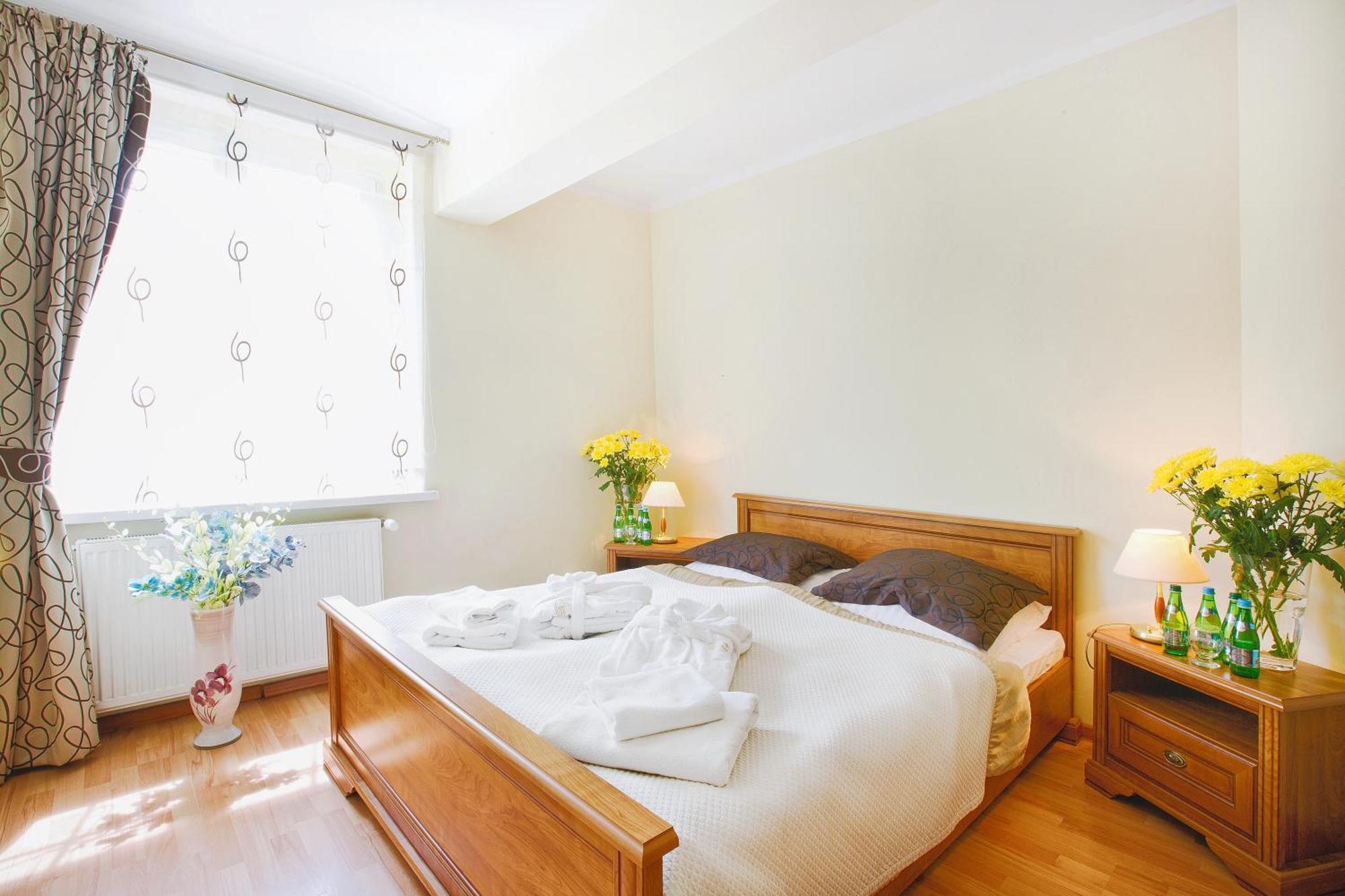 Polonia Hotel Kudowa-Zdrój Kültér fotó