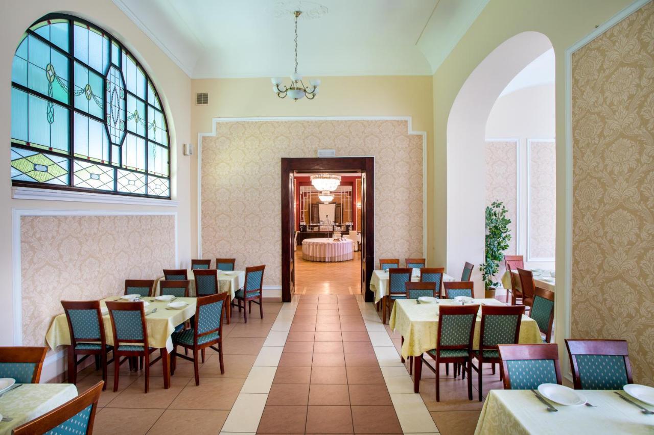Polonia Hotel Kudowa-Zdrój Kültér fotó